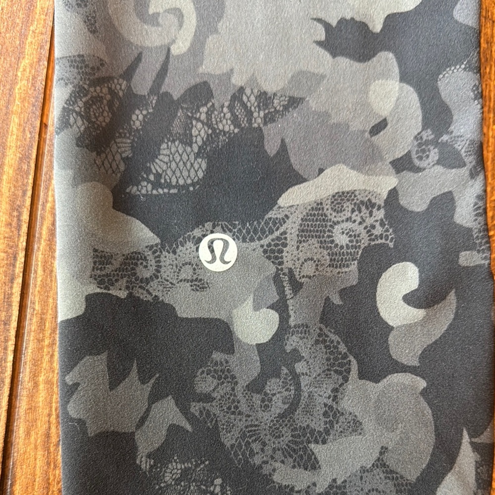 Lululemon Wunder Train High-Rise Tight 25" Leggings Hidden Heritage Lace Black - Picture 10 of 13